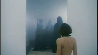 „Creeping In Her Crypt“ vaizdo įrašas (Charles Dera, Kendra Spade) - 2022-04-19 00:57:50